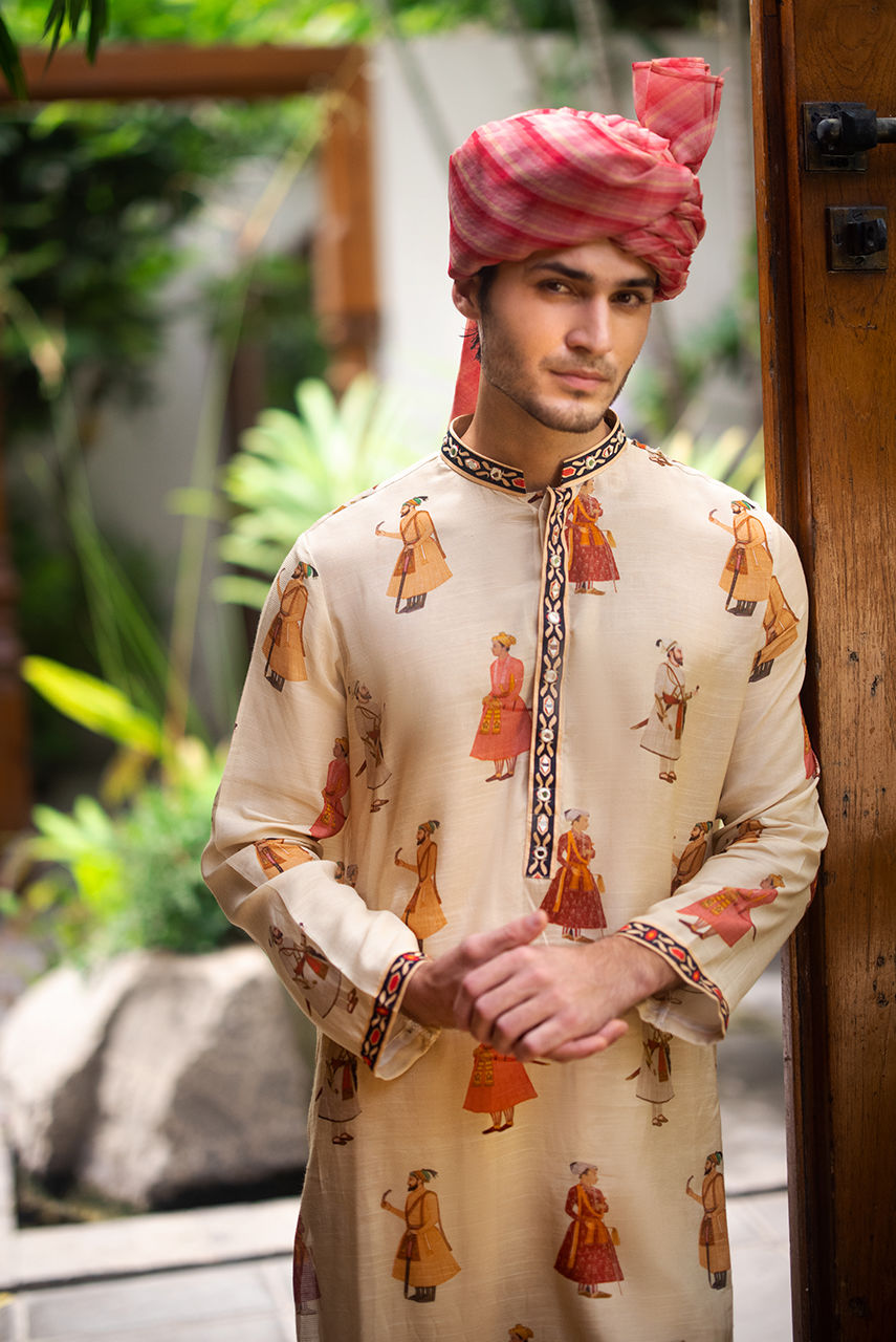 Off White Printed Maharaja Kurta Pajama – KUR1379