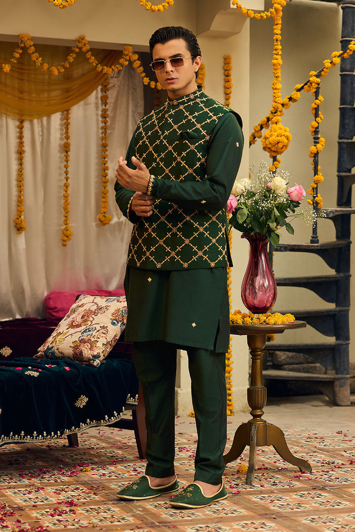 Rang-e-Nehal – Emerald Kurta Set with Jali Waistcoat