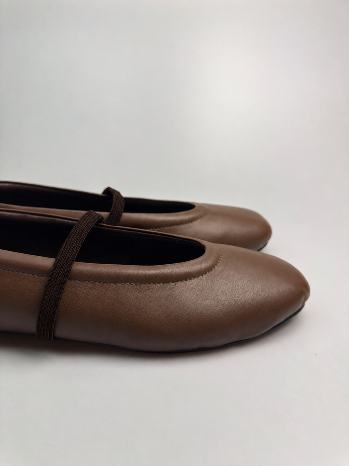 Coco Chocolate Brown Pumps