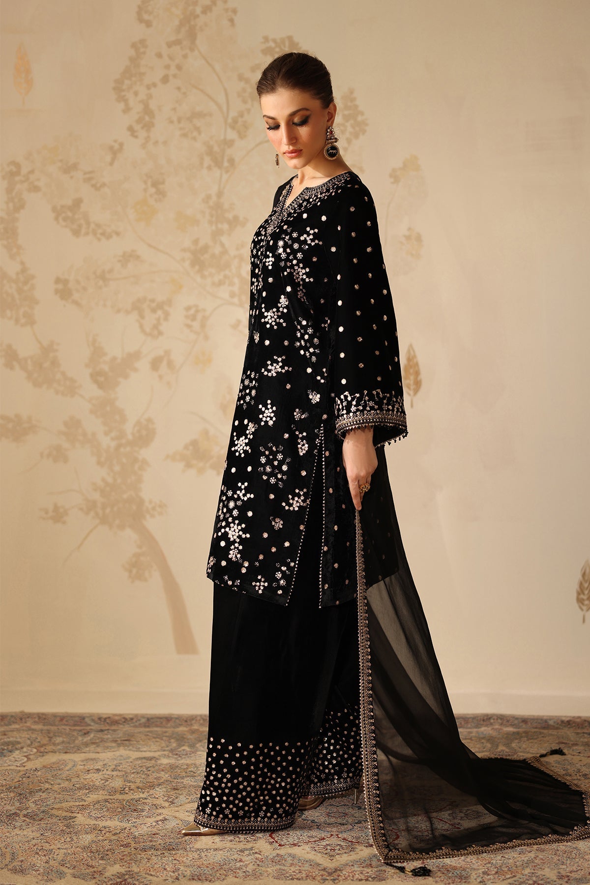 Embroidered Velvet UF-4316