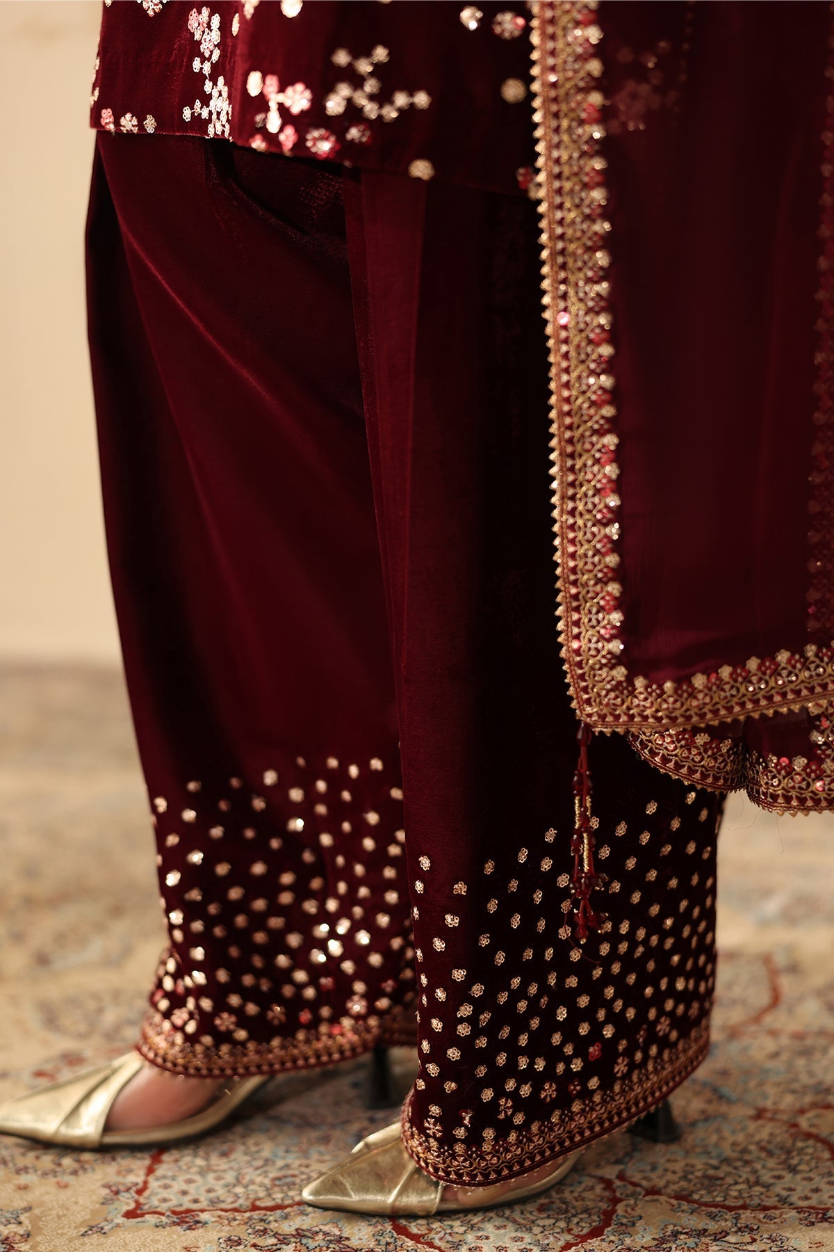 Embroidered Velvet UF-4315