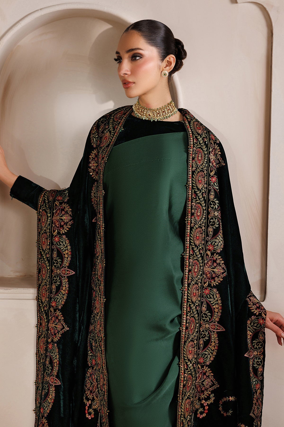 Embroidered Velvet Shawl VS-75