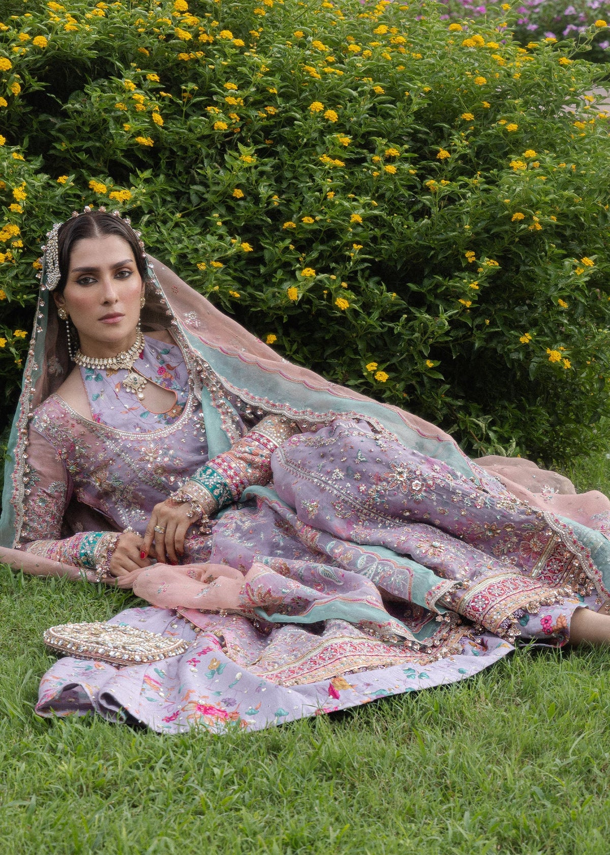 Hussain Rehar Gulrang detail