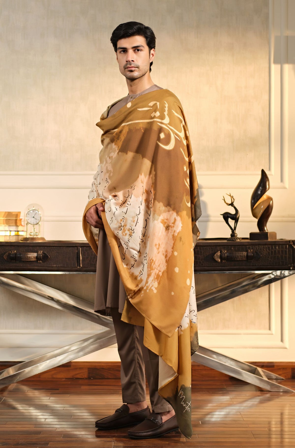 Beige Khat Odhni