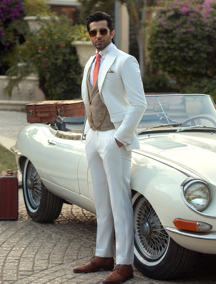 Classic White Pointed Lapel Suit