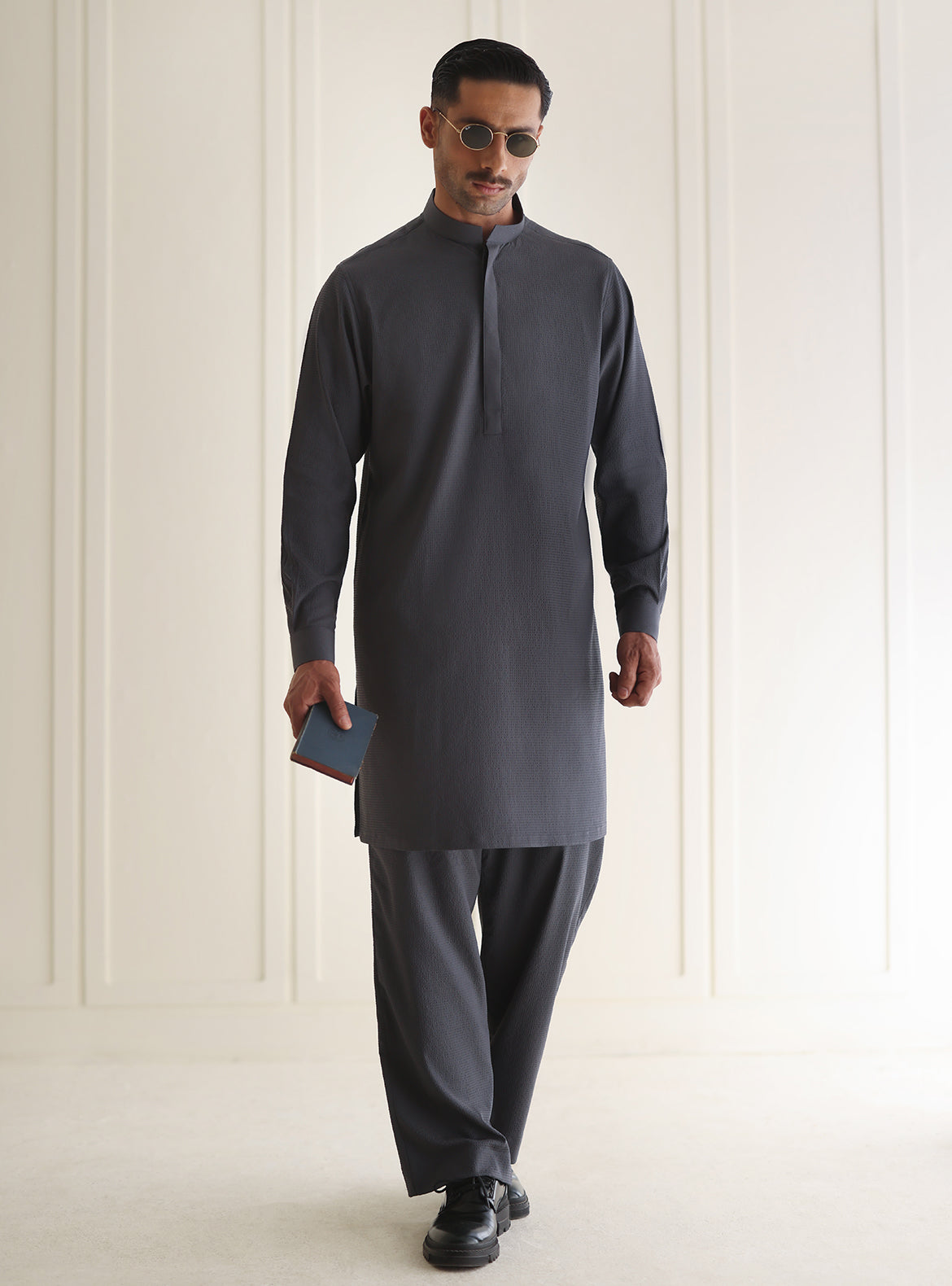 Gray Textured Loose Fit Kurta Pajama