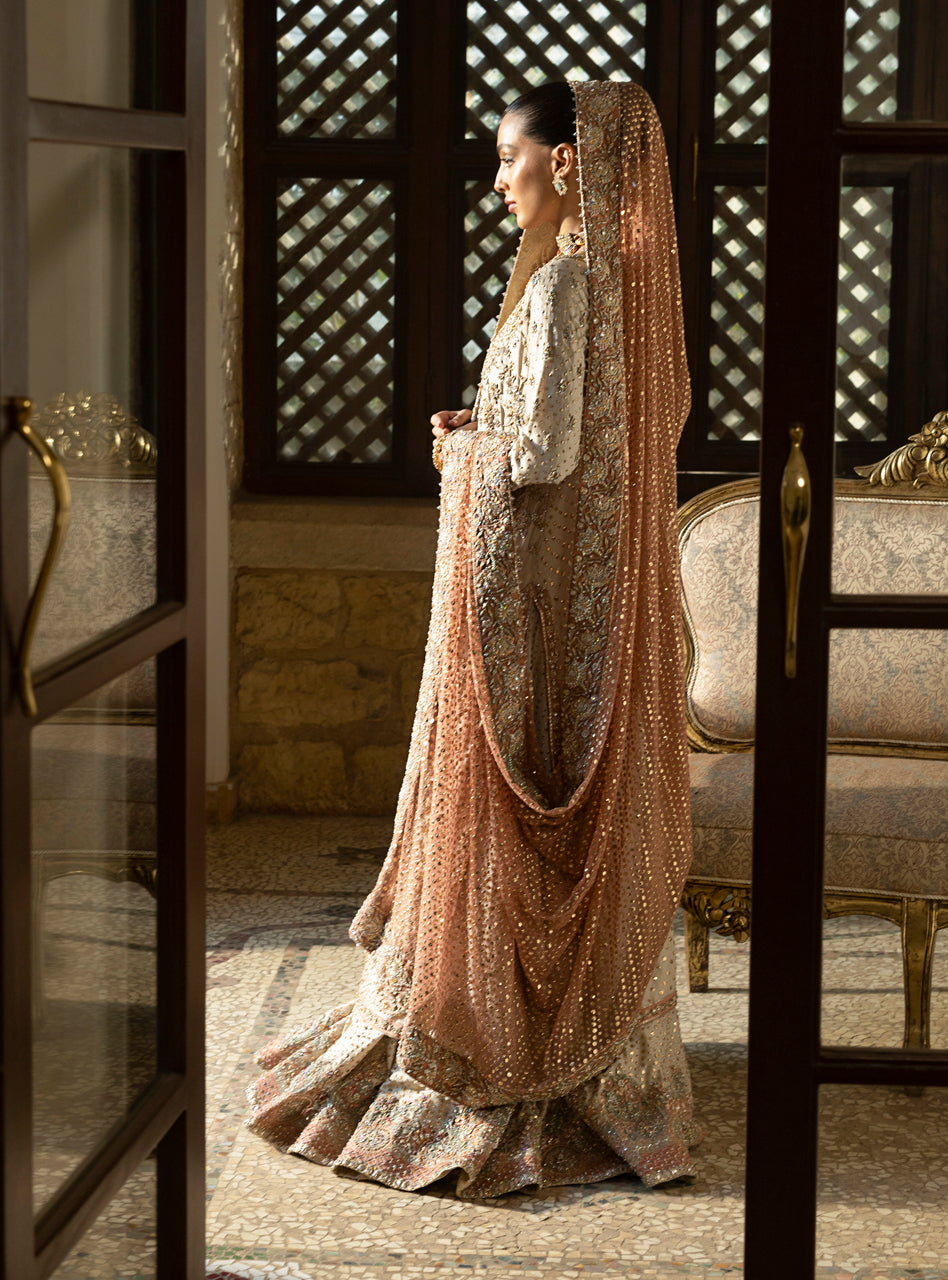Noor - Zainab Chottani Kehkashan 26