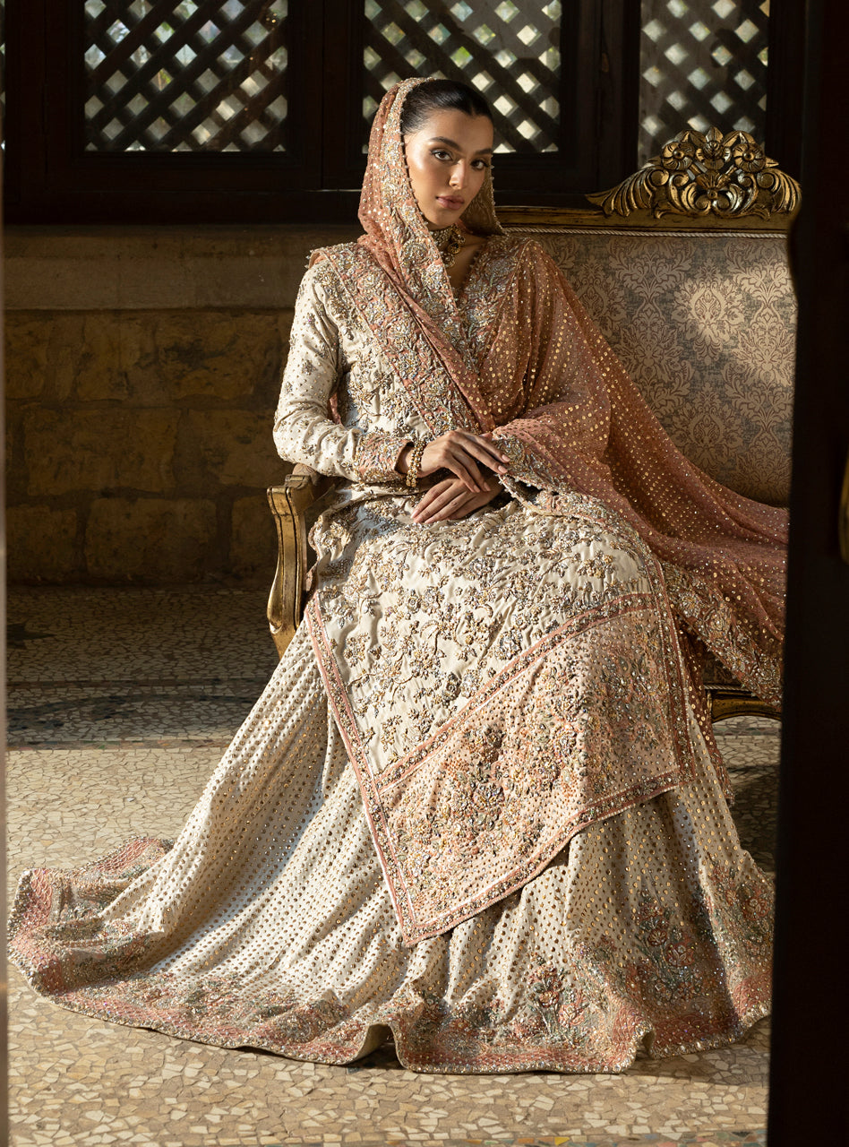 Noor - Zainab Chottani Kehkashan 26