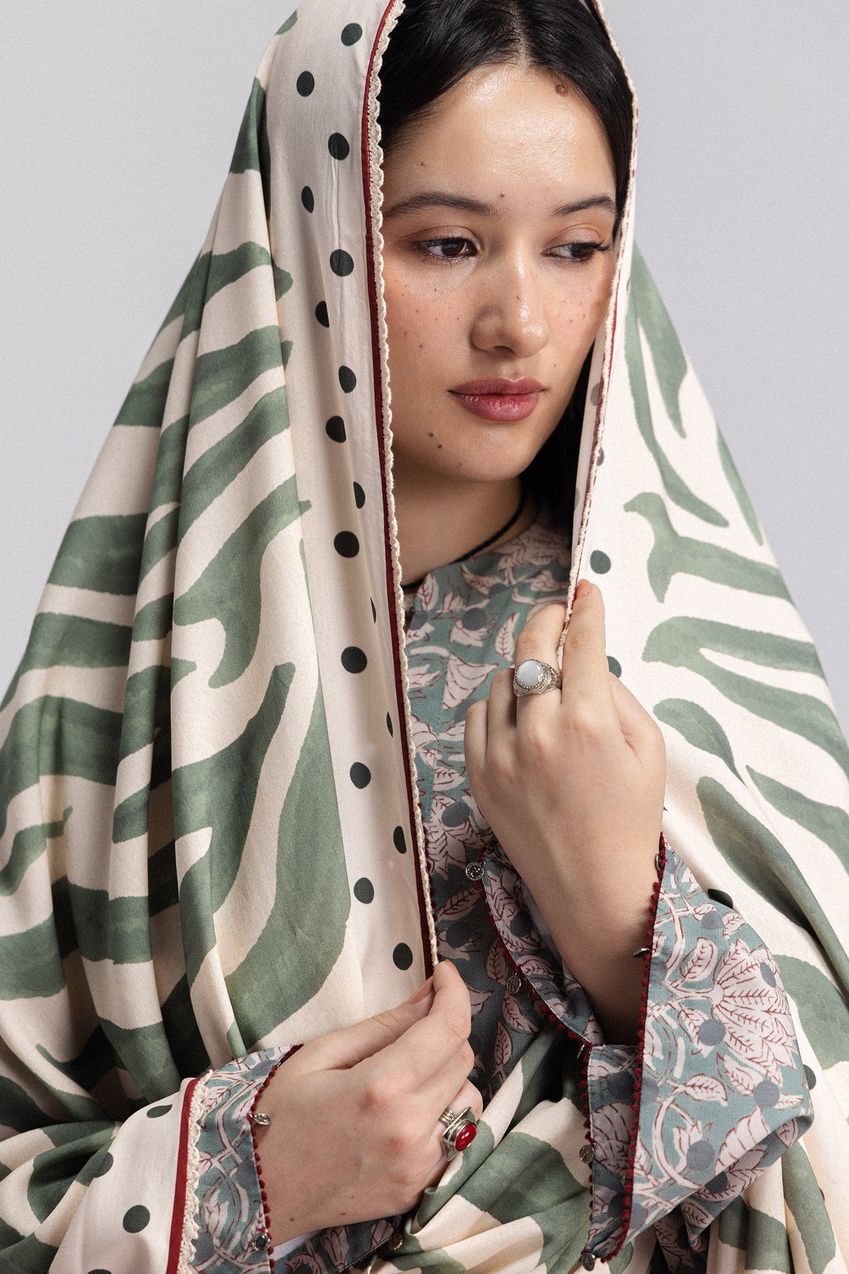 Elowen 7A 3 Piece Printed Linen