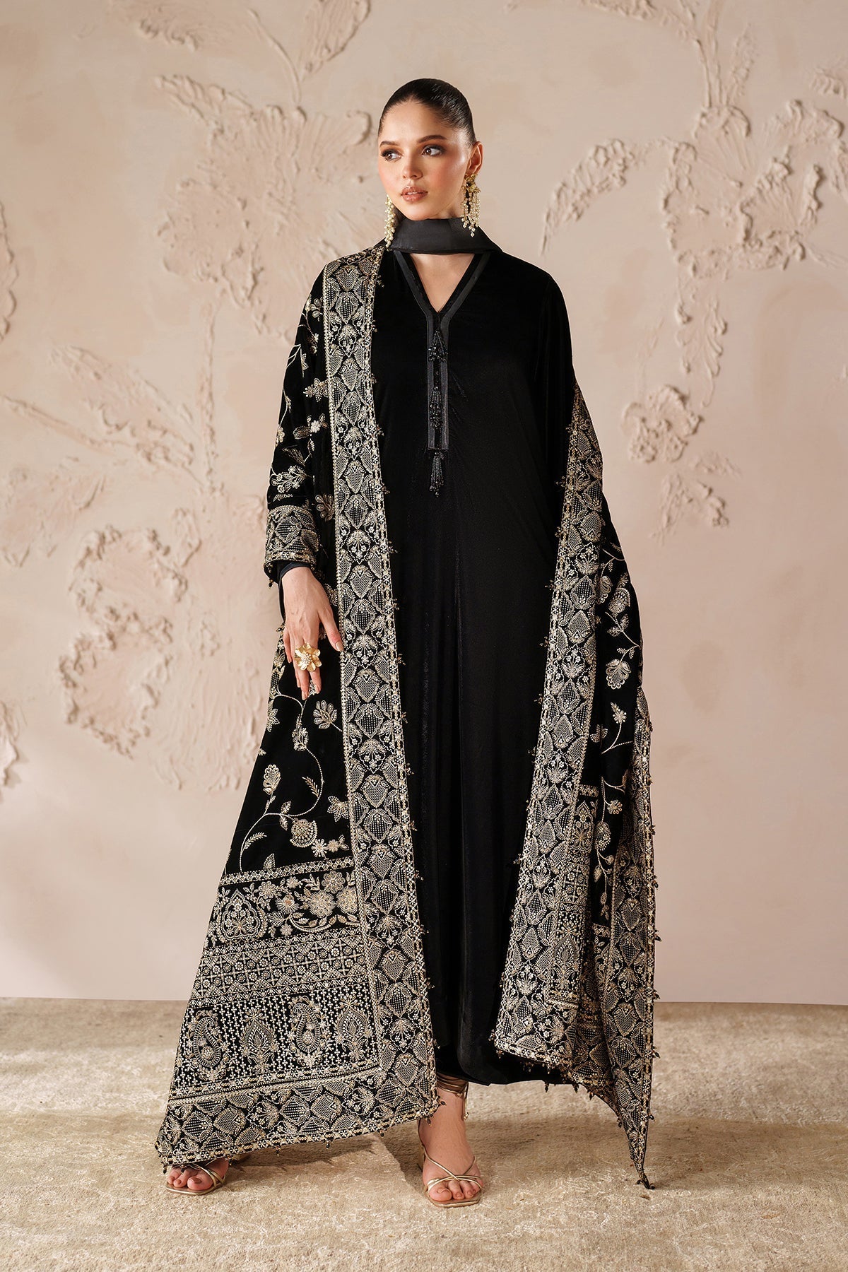 Embroidered Velvet Shawl VS-57