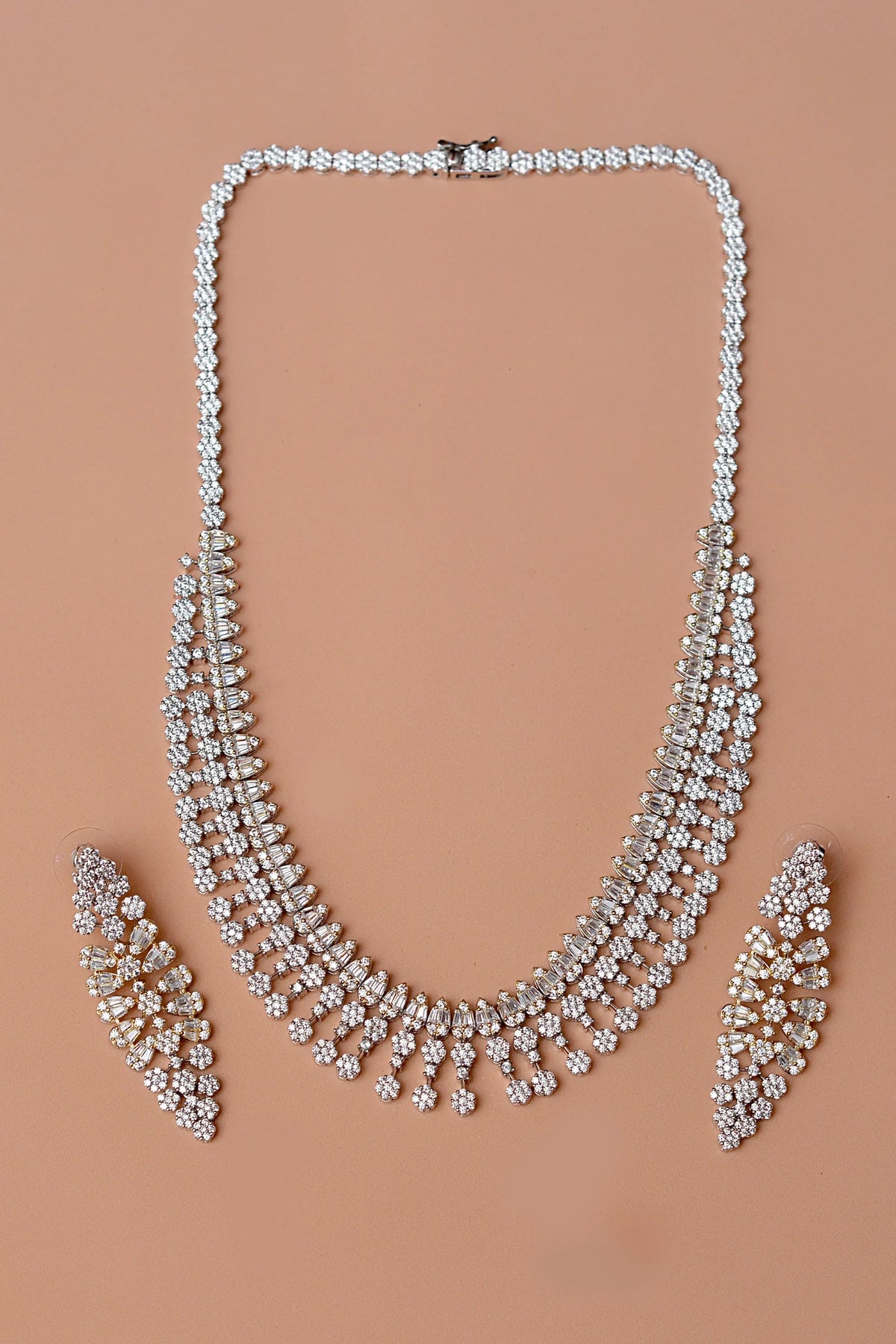 Bride of Tomorrow Dual Tone Bridal Set