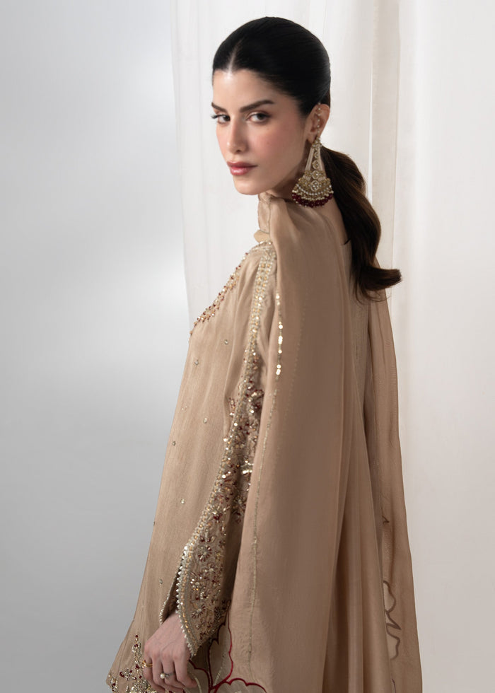 2658A Embroidered 3 Piece