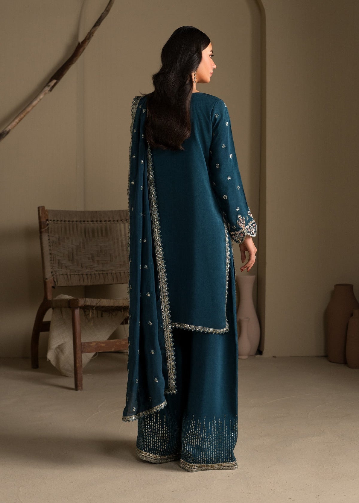 2624A Embroidered 3 Piece