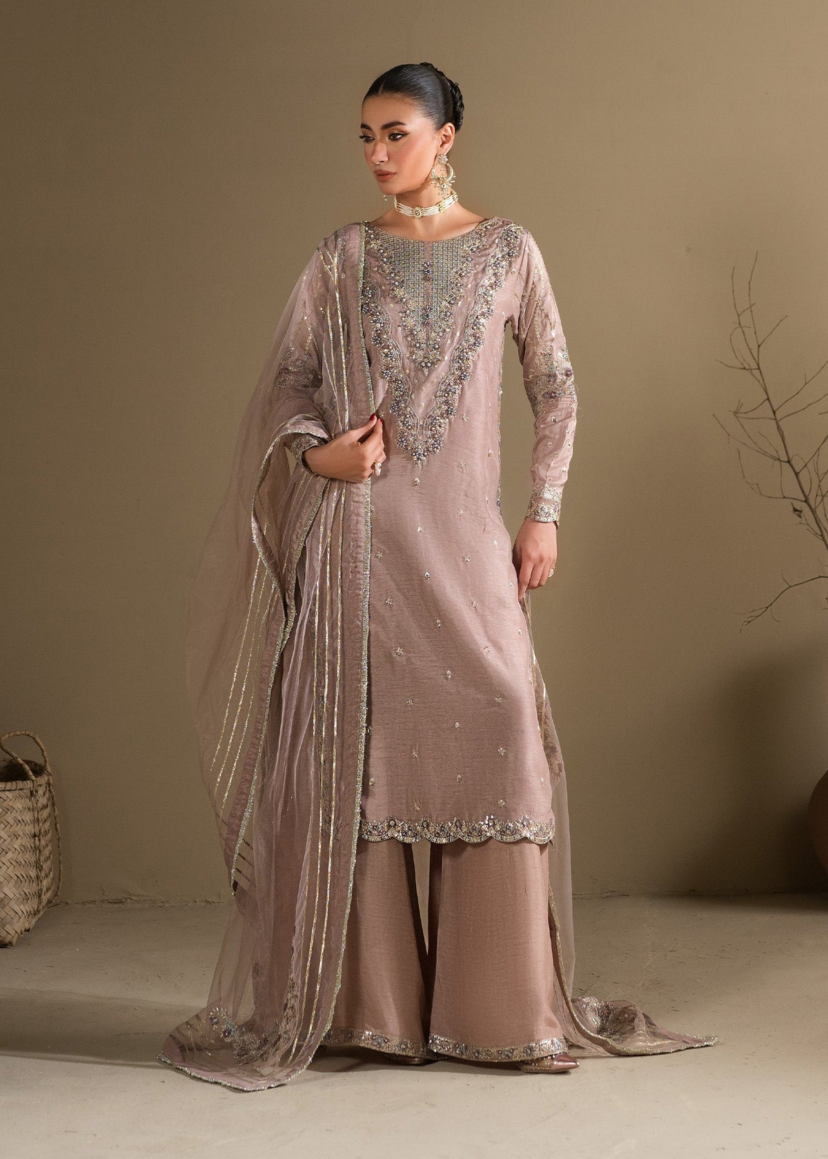 2620A Embroidered 3 Piece