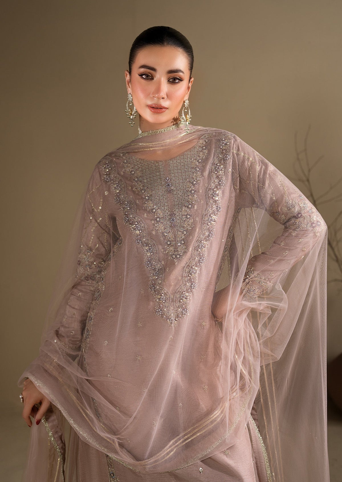 2620A Embroidered 3 Piece