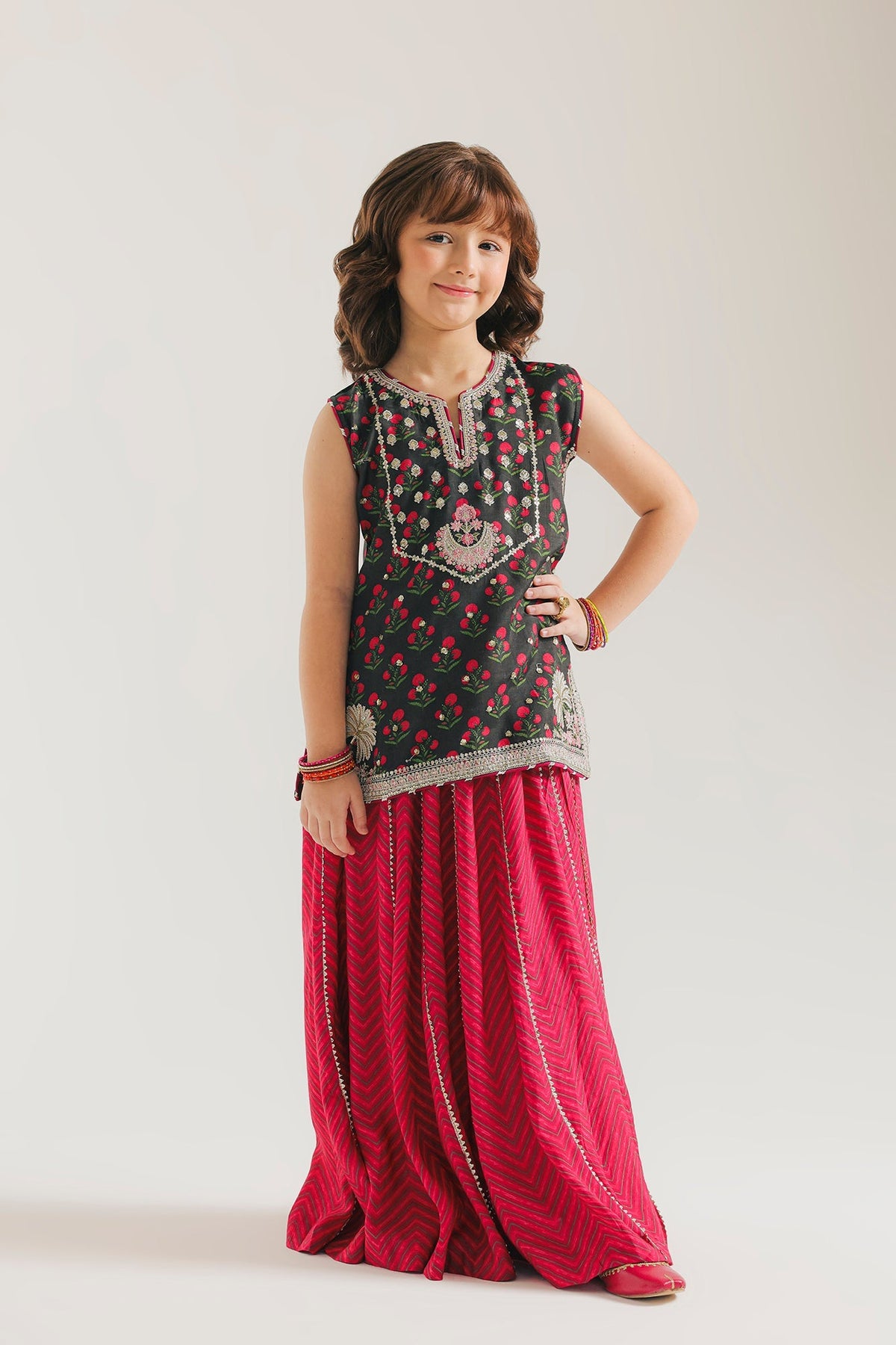 Embroidered Suit (E1055/404/901 E1055/304/901)