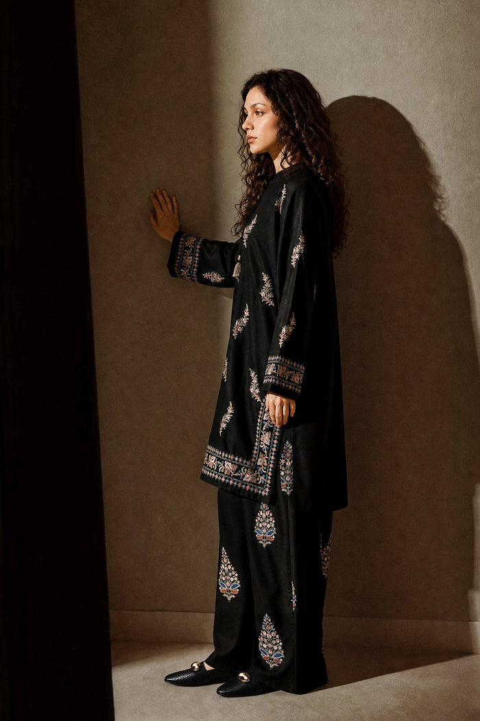 Embroidered 2 Piece Suit E9361