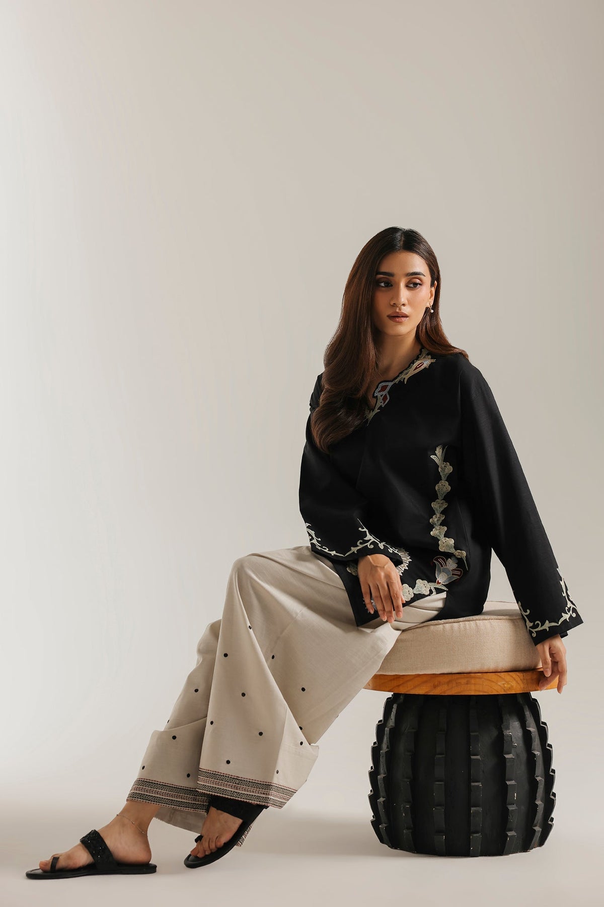 Embroidered 2 Piece Suit E9541