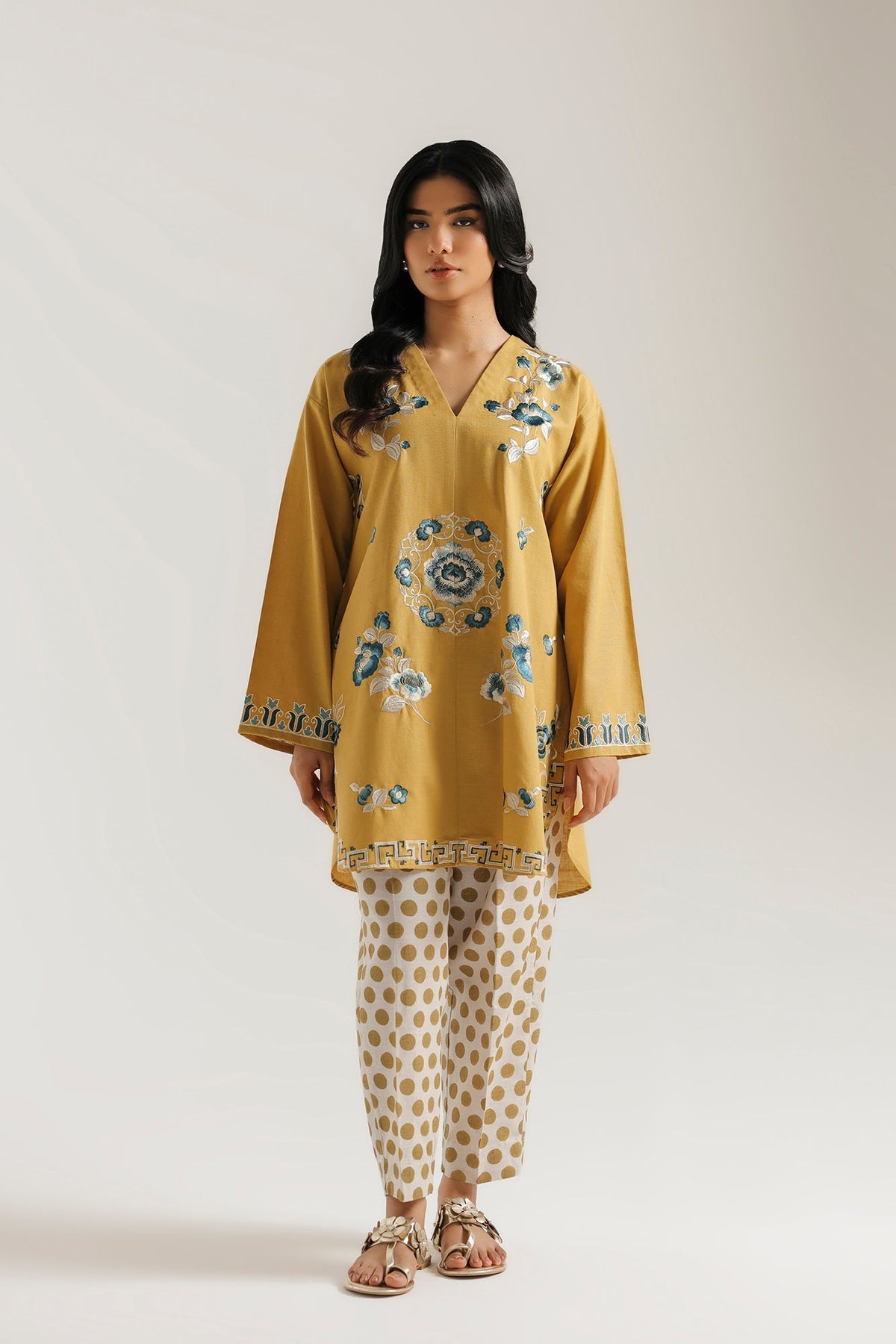 Embroidered 2 Piece Suit E9545