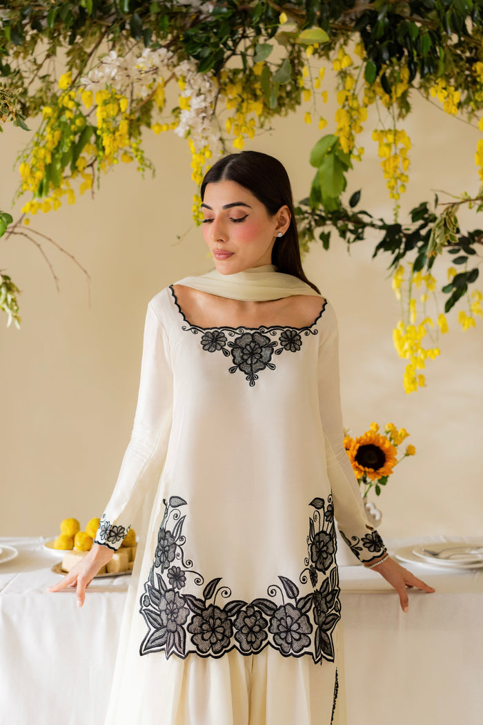 Lia Set