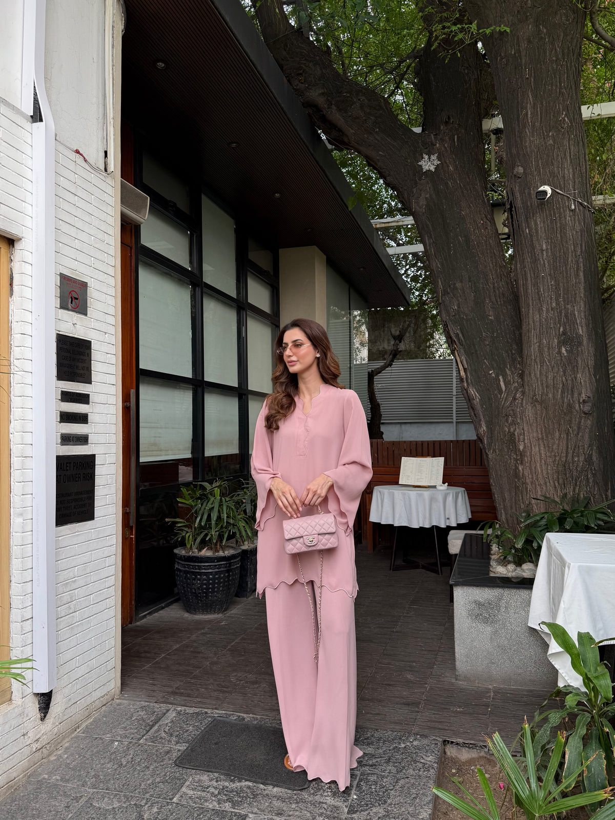 Tea Pink Scallop Set