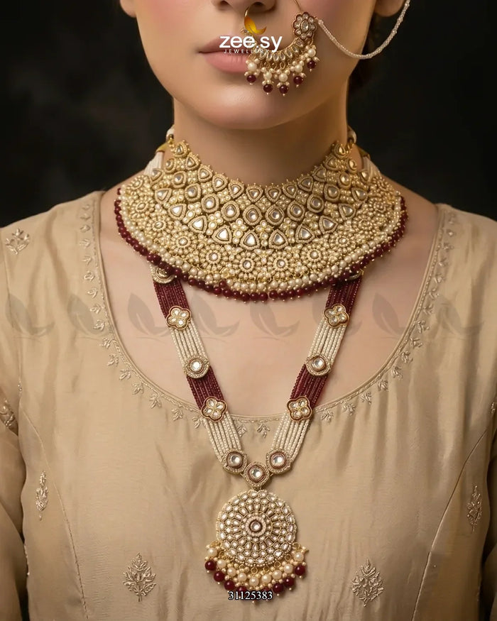 Luxurious Broad Carved Bridal Set