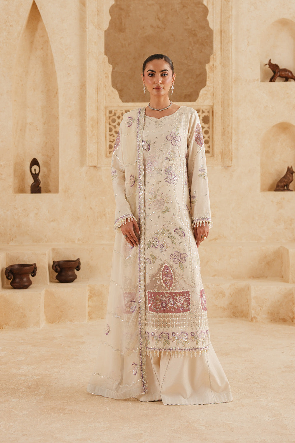 Ivory Reverie - Msu7024