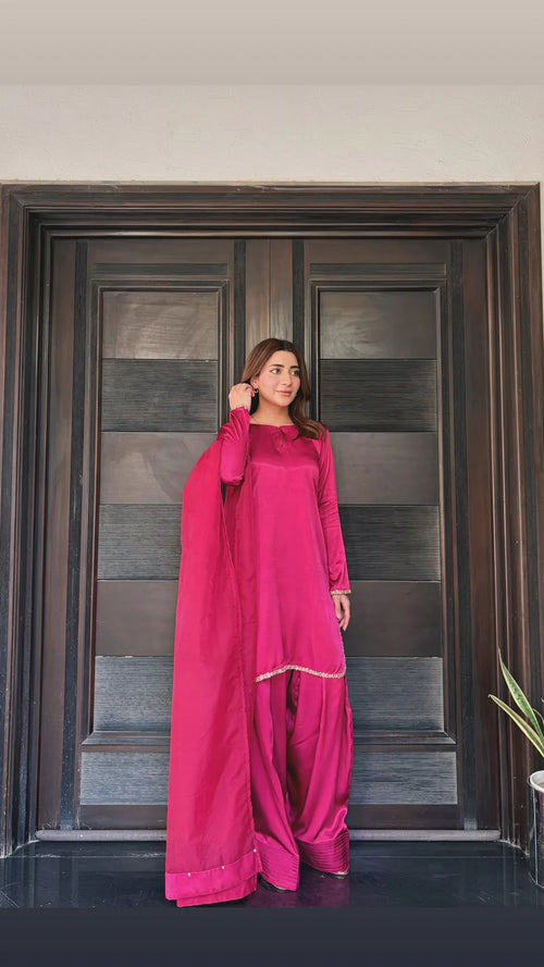 Reyyan Pink Silk Farshi Set