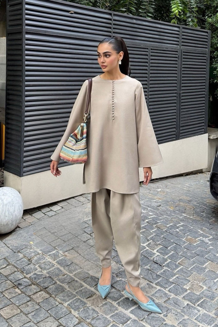 Sandgray - 2 Piece Karandi RTW