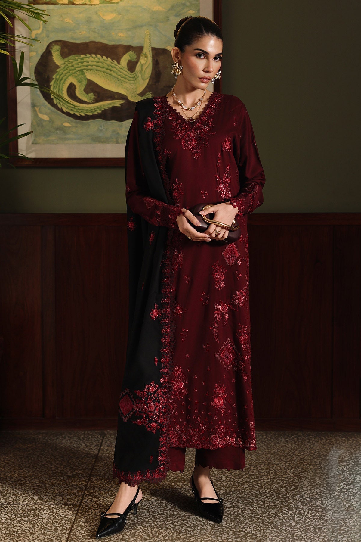 Embroidered Marina NE-280
