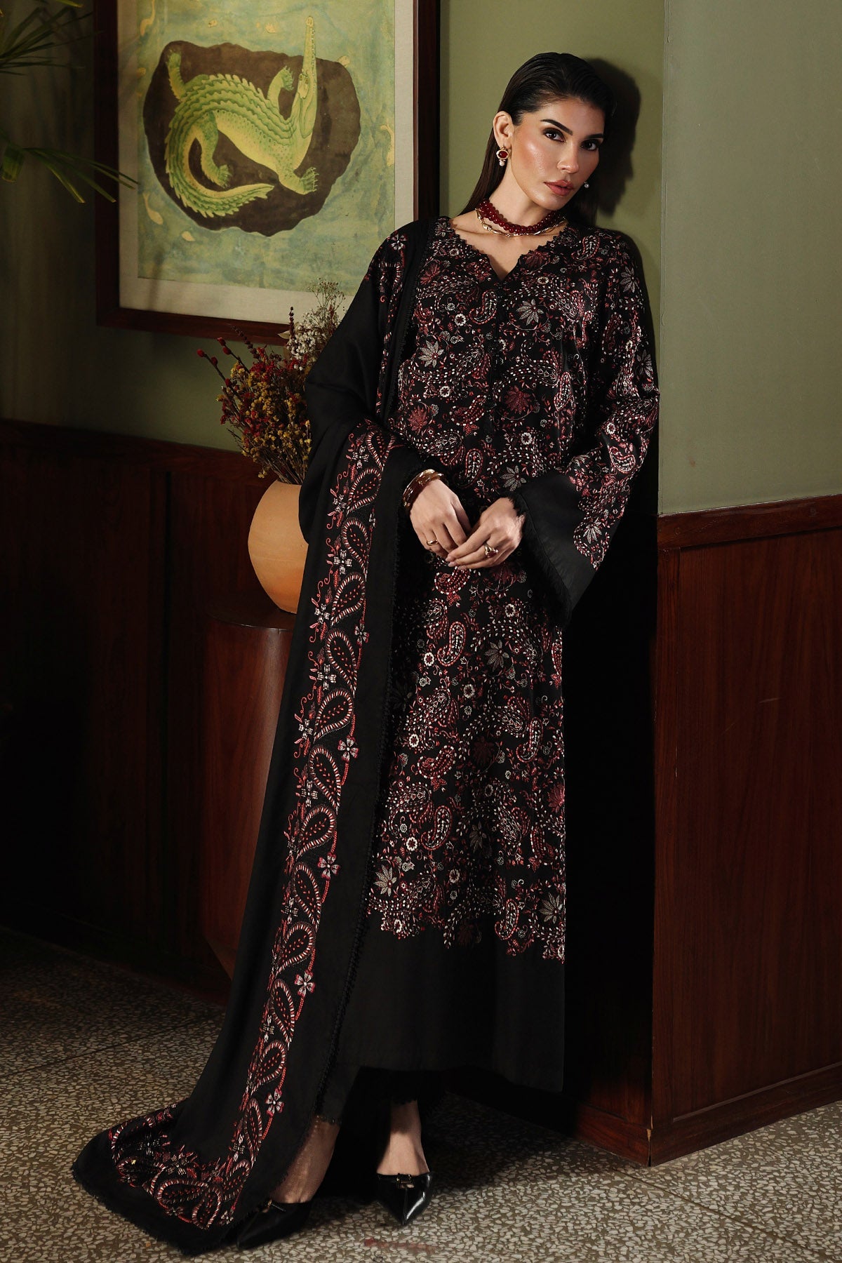 Embroidered Marina NE-281
