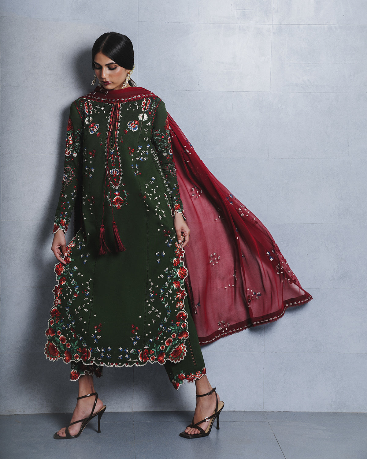 Jugnu Karandi AW26 Jita forest green